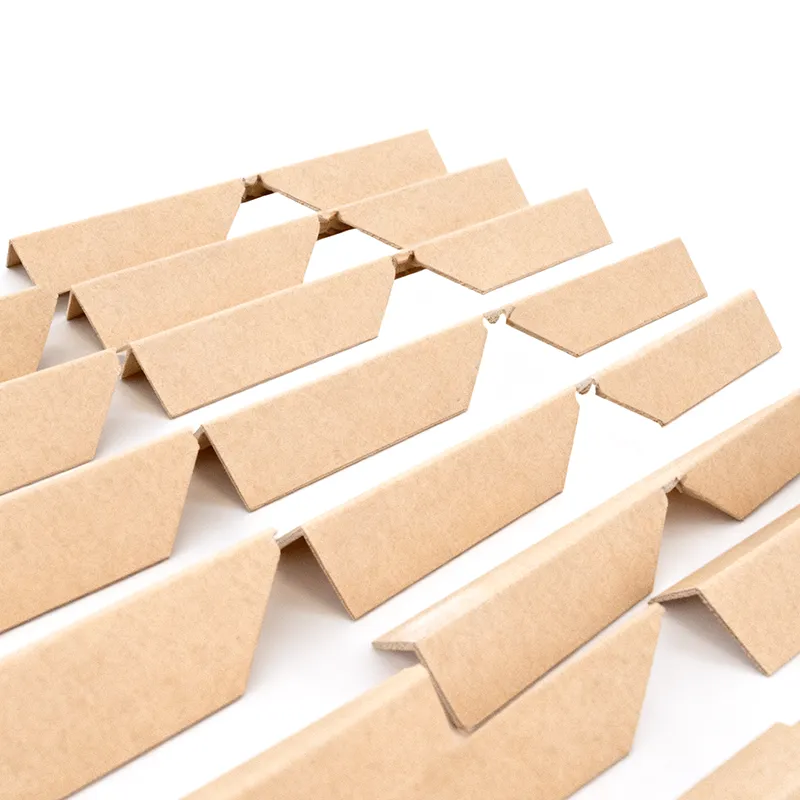 Balenie Ochrana okrajov kartónu